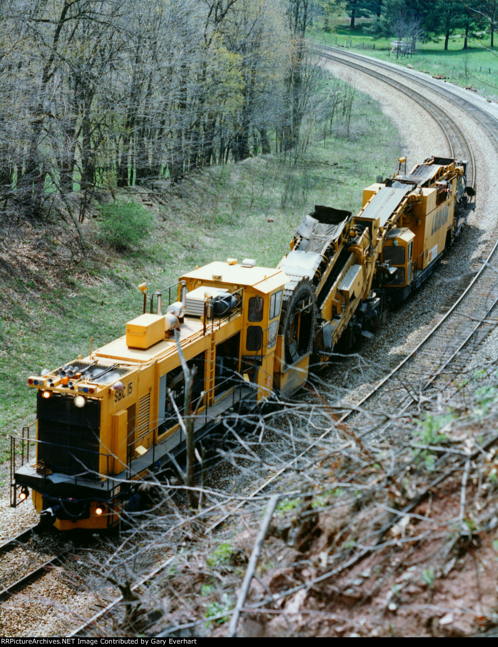 LMIX SBC15 (415) - Loram MOW Inc